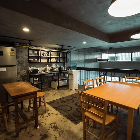 Once In A Blue Moon Cafe And Hostel Chiang Mai Buitenkant foto